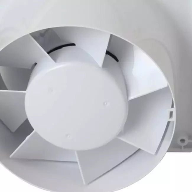 Badezimmerventilator Ø 100 mm mit Zeitschaltuhr und Einschaltverzögerung – Glasfront in Satin-Silber